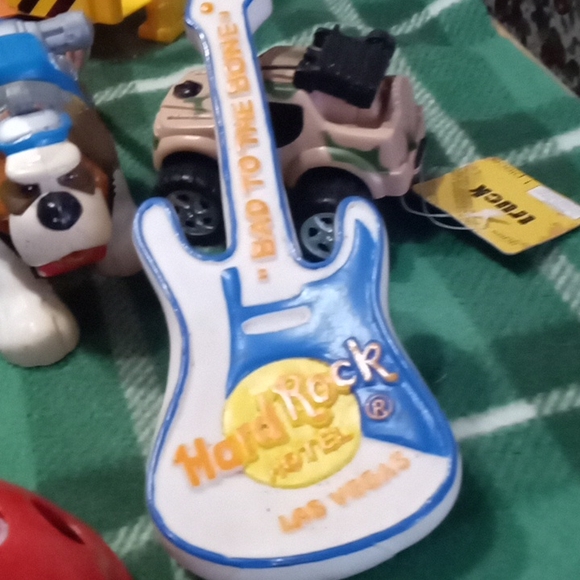 Collection of vintage toys valued at $100 - Picture 10 of 11